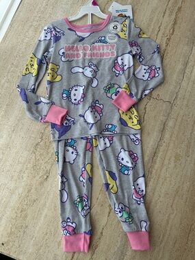 NEW 🆕 Hello Kitty Grey & Pink Kids Pajama Set 4/5 years with tags